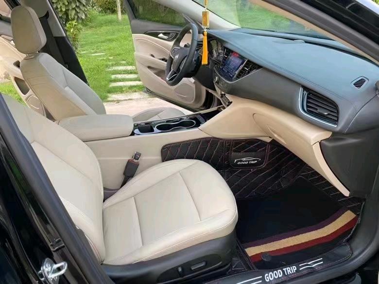 徐州21年别克君威5