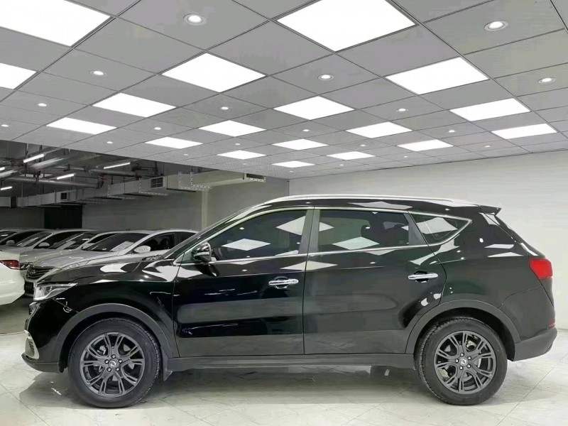 成都19年东风风光3