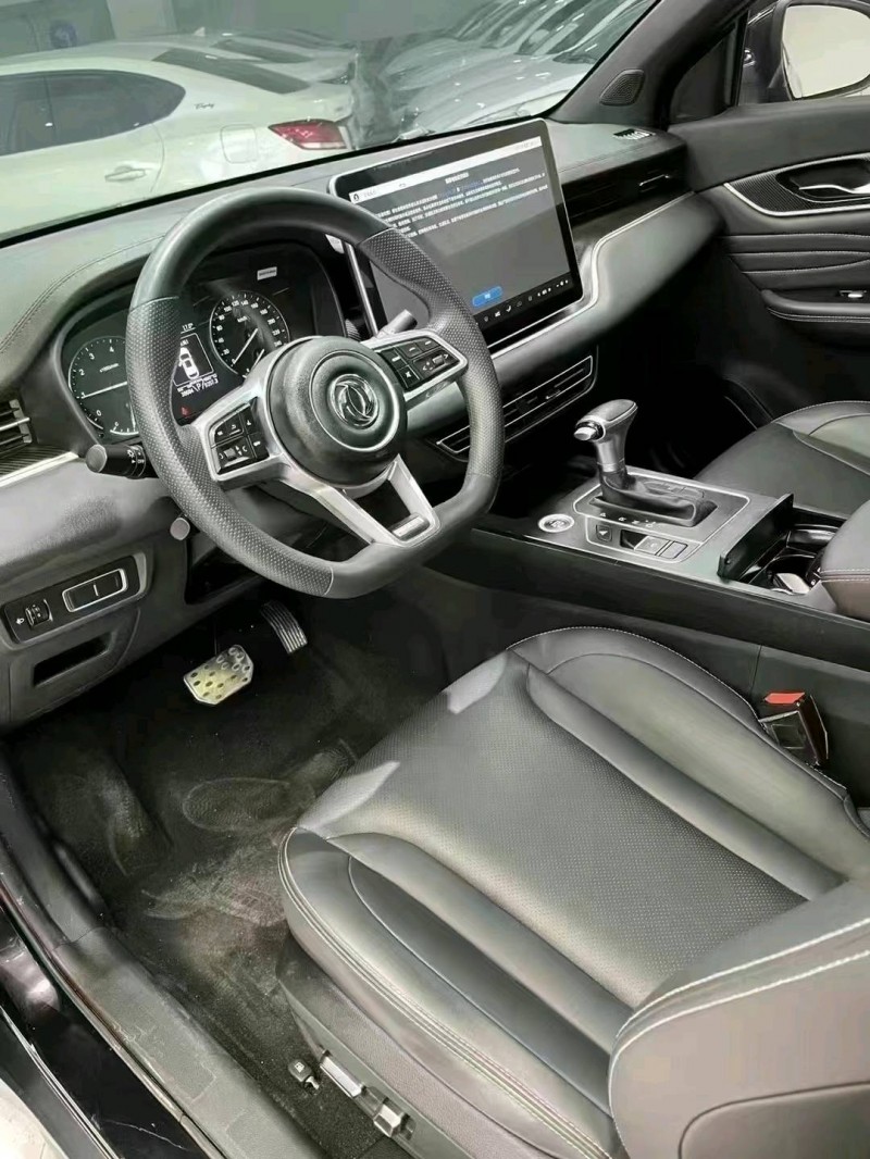 成都19年东风风光7