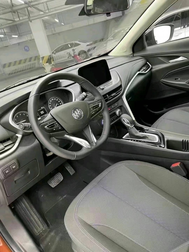 成都22年别克昂科拉6