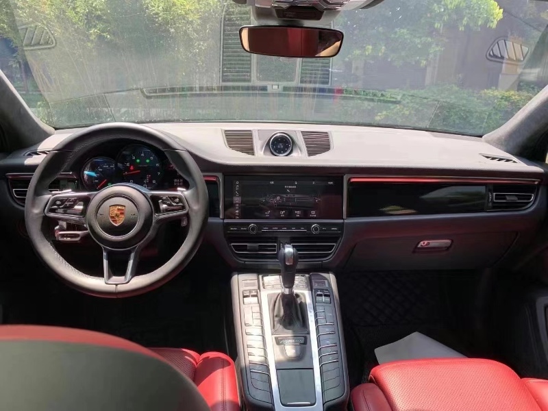 成都21年保時捷Macan4