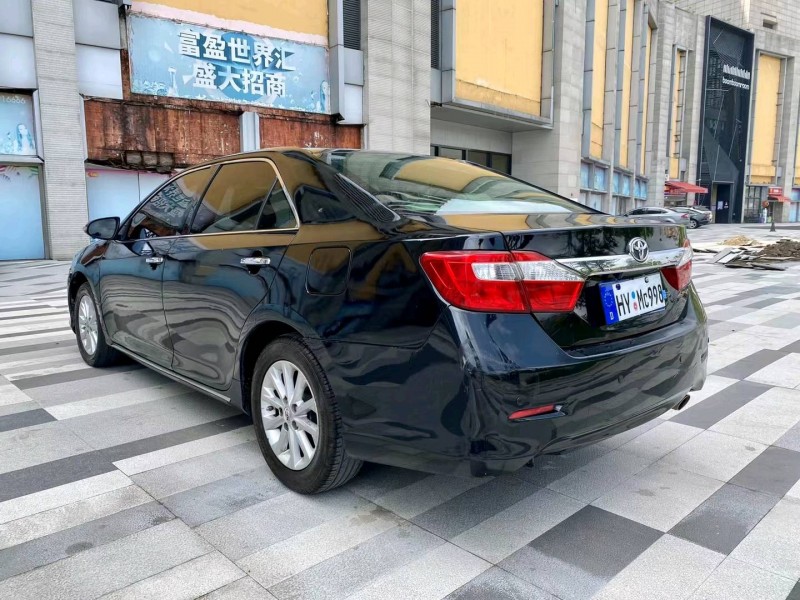 东莞14年丰田凯美瑞6