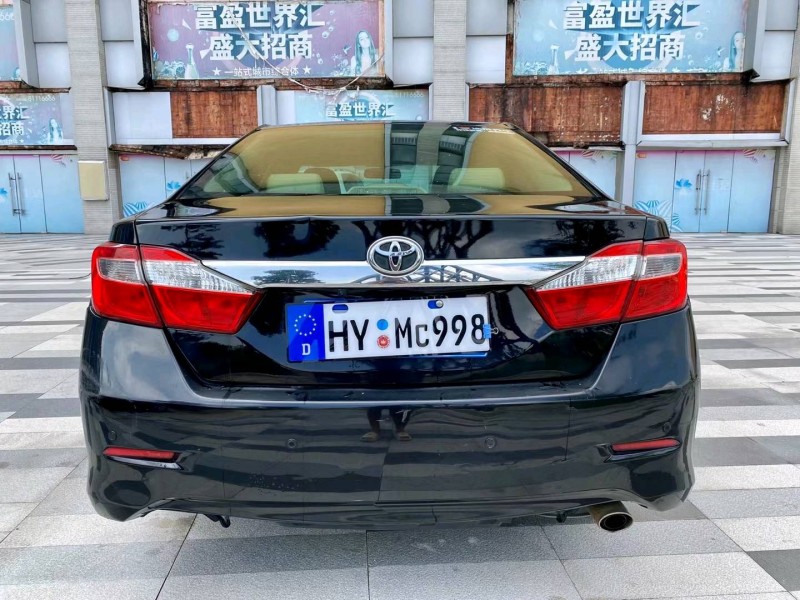 东莞14年丰田凯美瑞5
