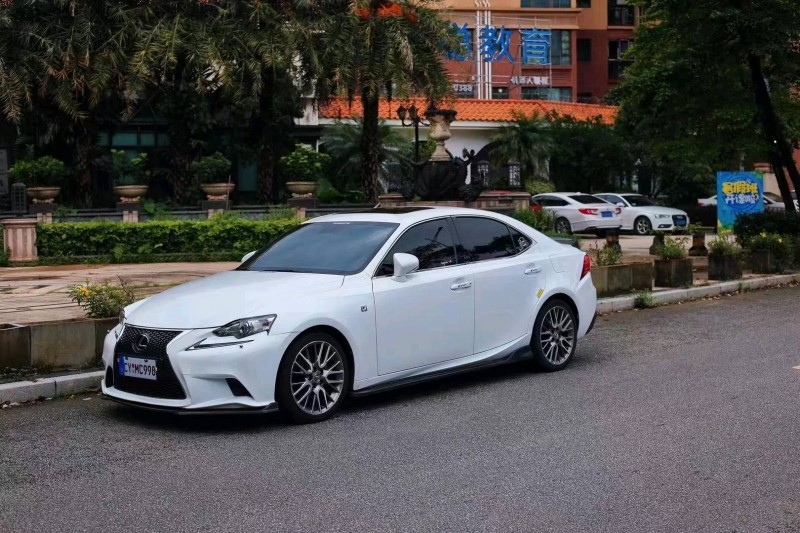 东莞14年雷克萨斯IS2