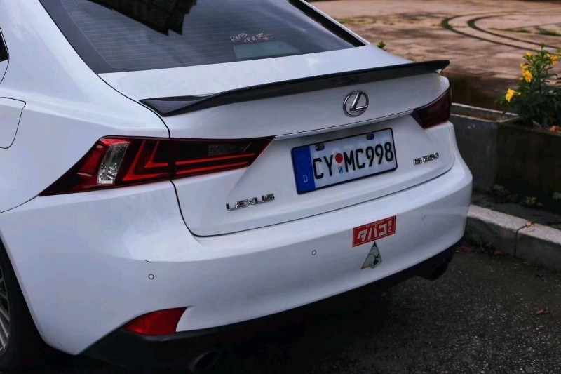 东莞14年雷克萨斯IS4