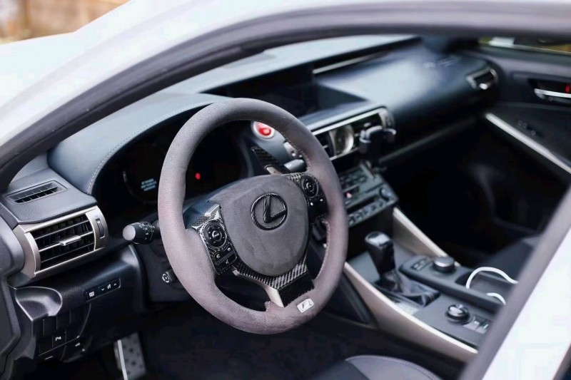 东莞14年雷克萨斯IS6