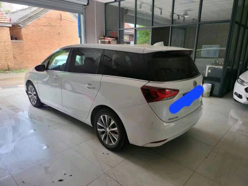 东营21年别克GL65