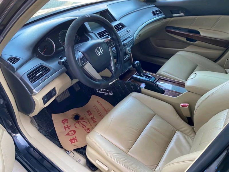 徐州11年本田雅阁5