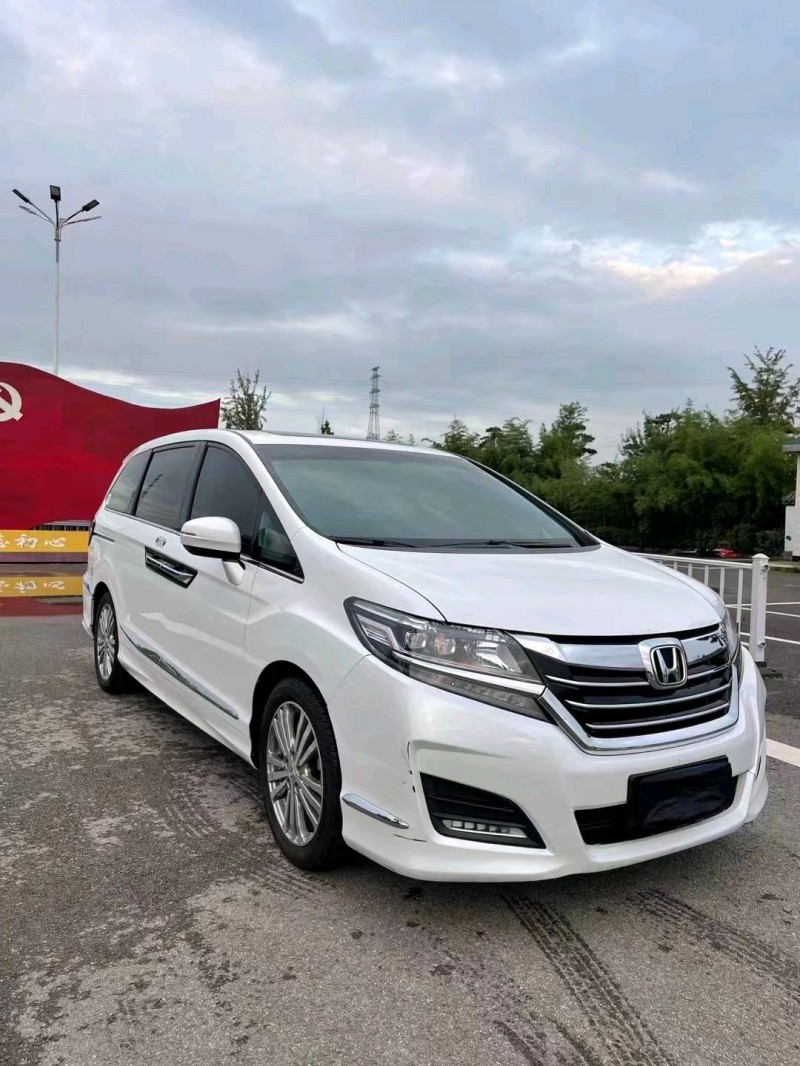 东营19年本田艾力绅8