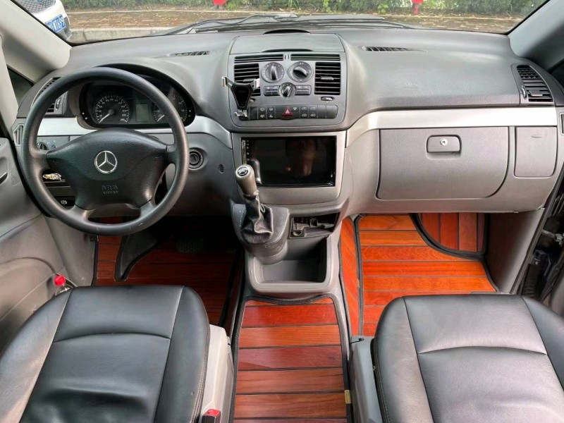 枣庄13年奔驰威霆6