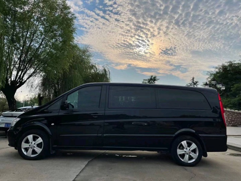 枣庄13年奔驰威霆7