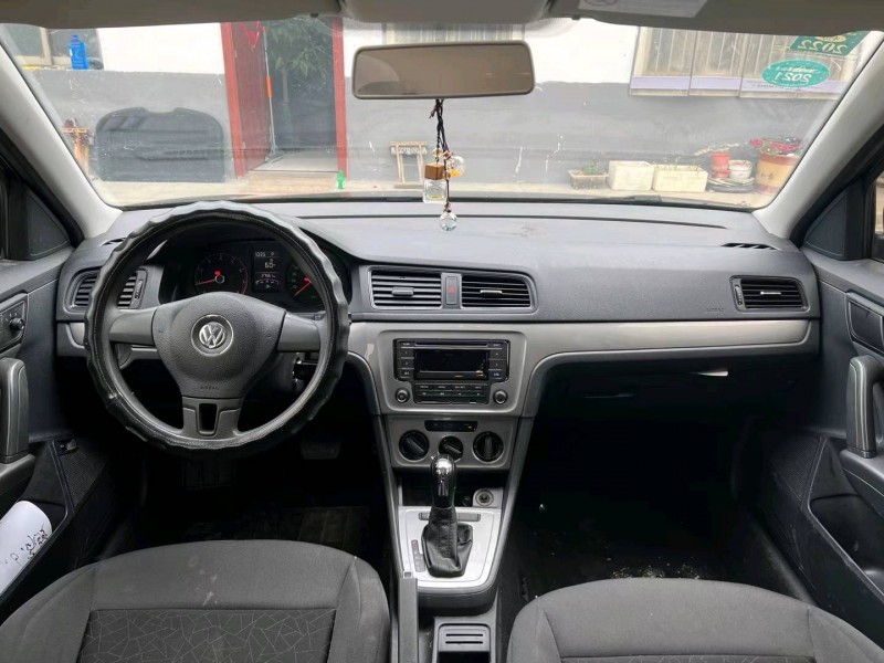 济宁18年大众朗逸5