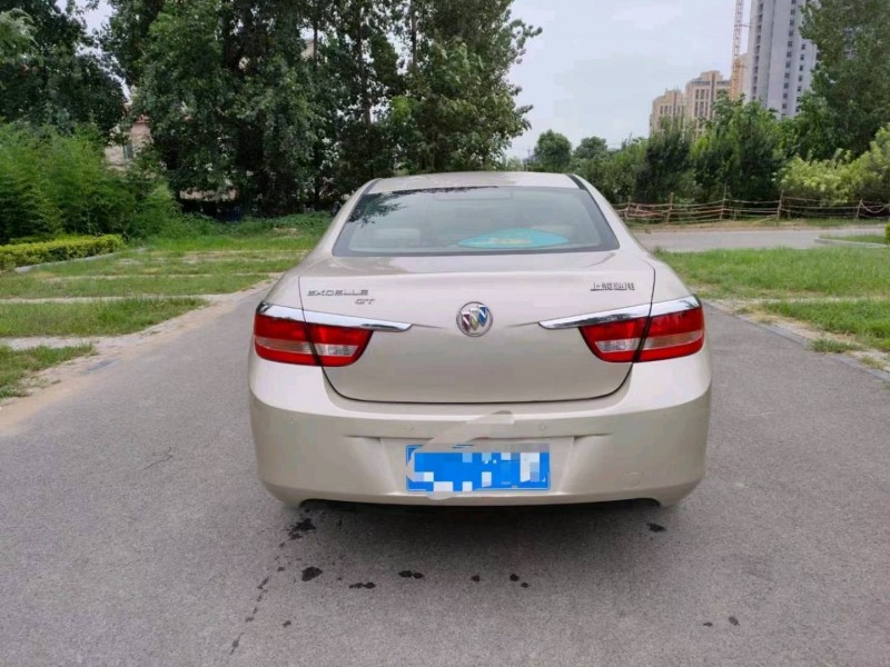 东营11年别克英朗GT3