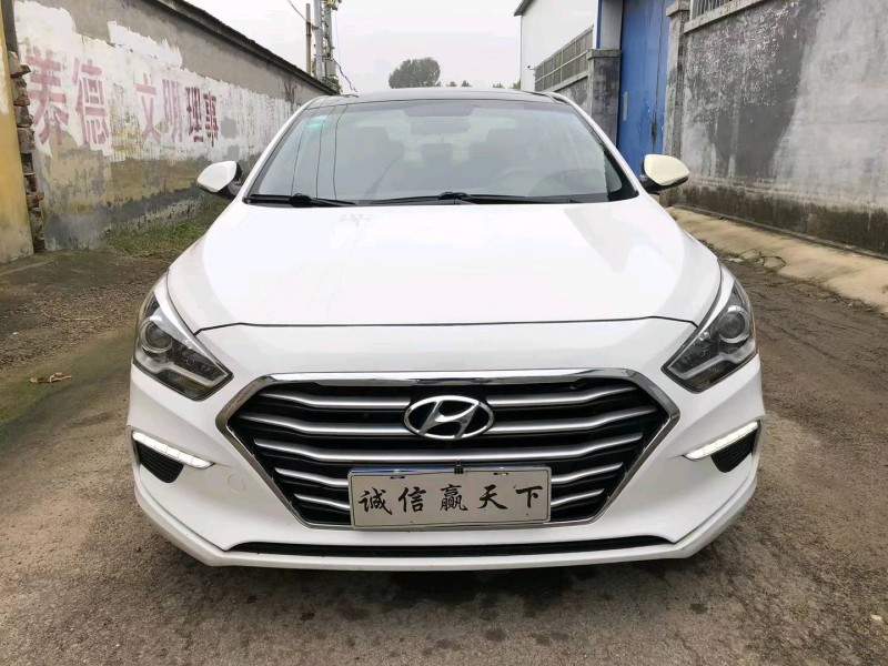 济宁17年现代名图1