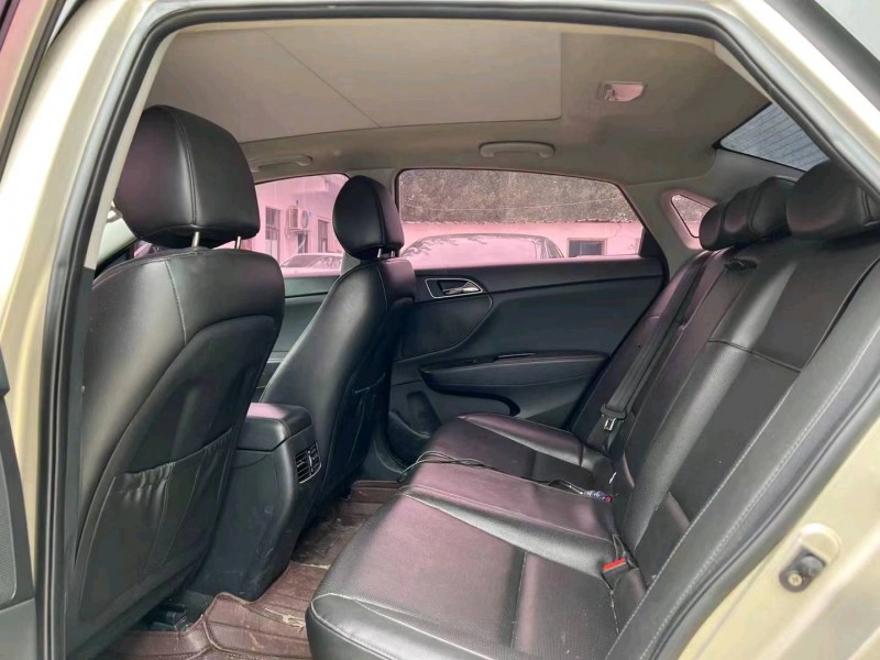 济宁15年现代名图4