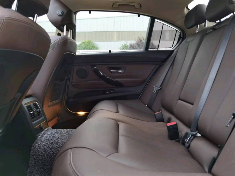 徐州17年宝马3系6