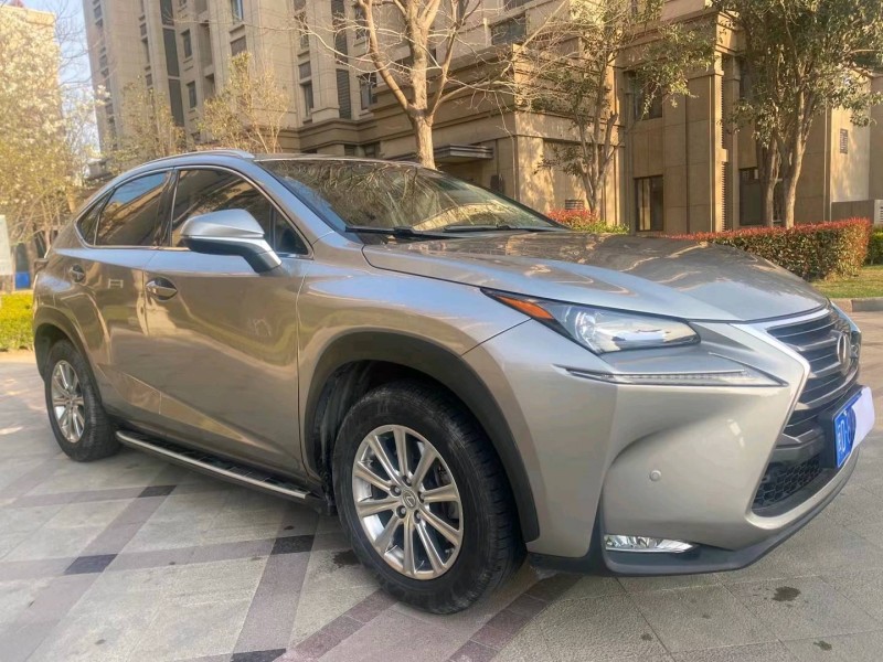 青岛16年雷克萨斯NX7