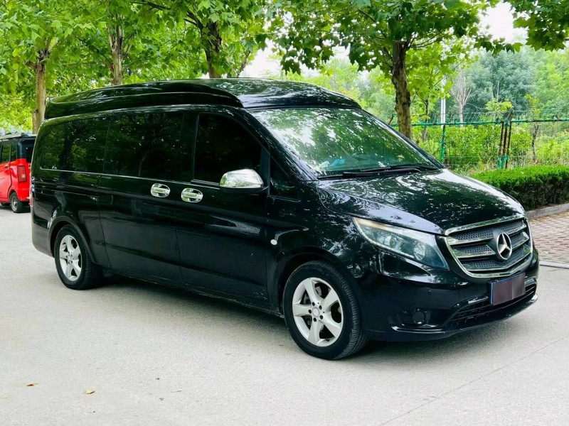 聊城17年奔驰威霆7