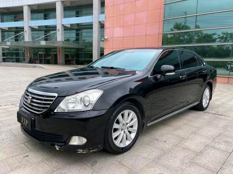 盐城11年丰田皇冠3