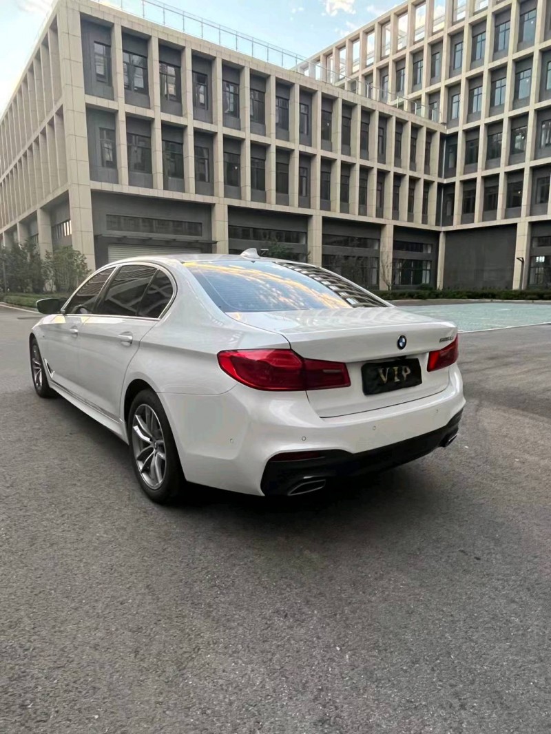 徐州20年宝马5系8