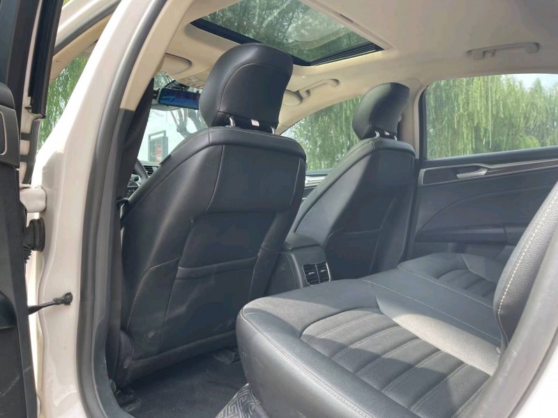 青岛20年福特蒙迪欧5