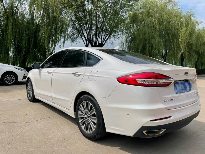 青岛20年福特蒙迪欧9