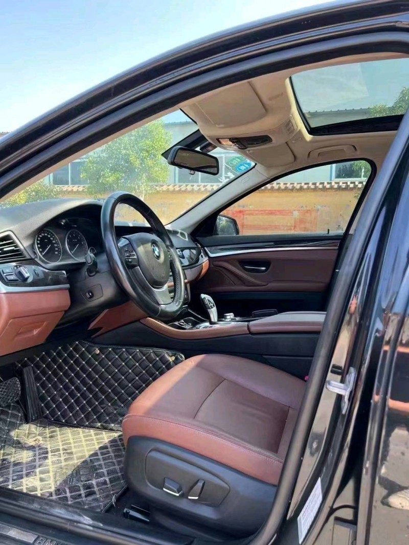 北京16年宝马5系4