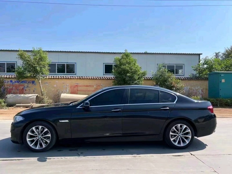 北京16年宝马5系5