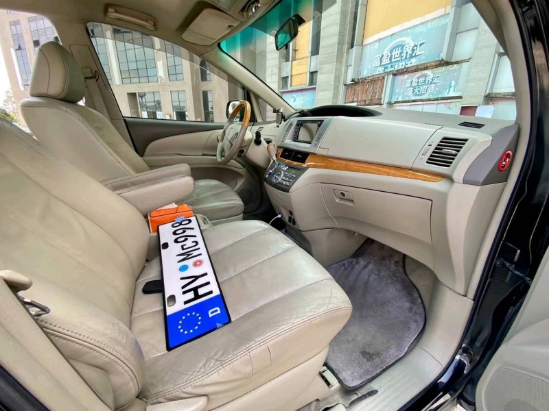 东莞10年丰田普瑞维亚8