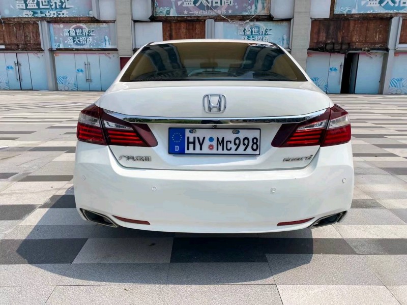 东莞16年本田雅阁4