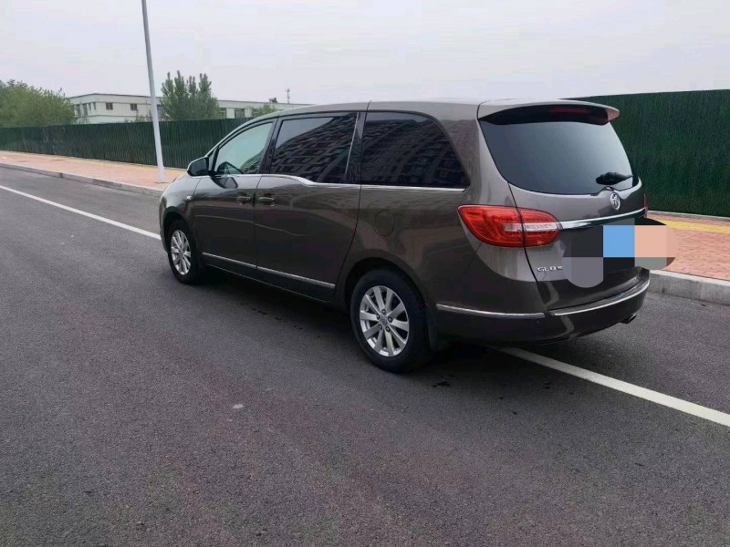 东营17年别克GL85