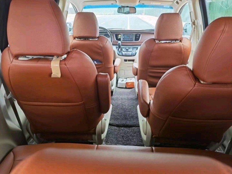 东营17年别克GL88