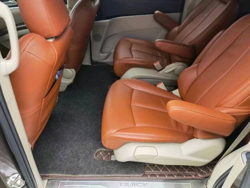 东营17年别克GL87