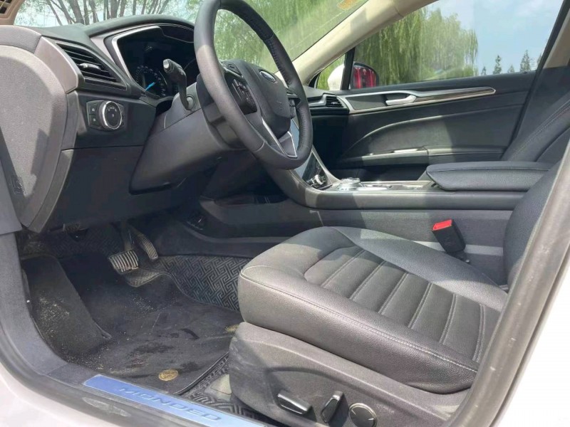 东营20年福特蒙迪欧8