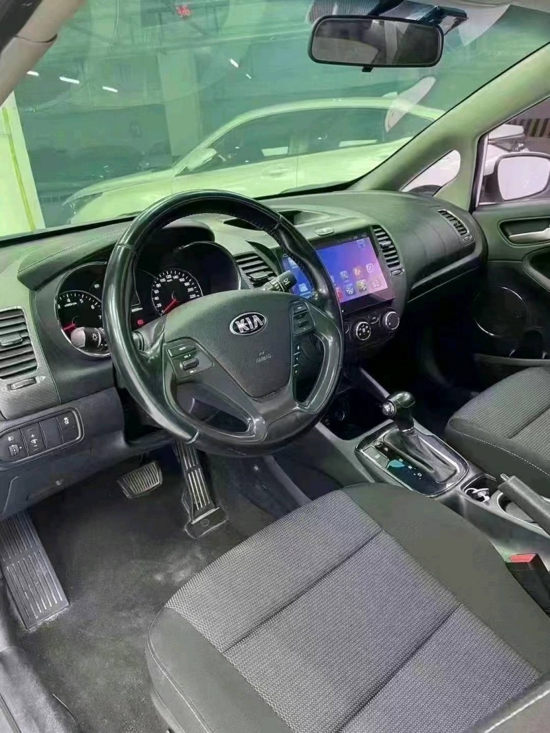 成都16年起亚K36