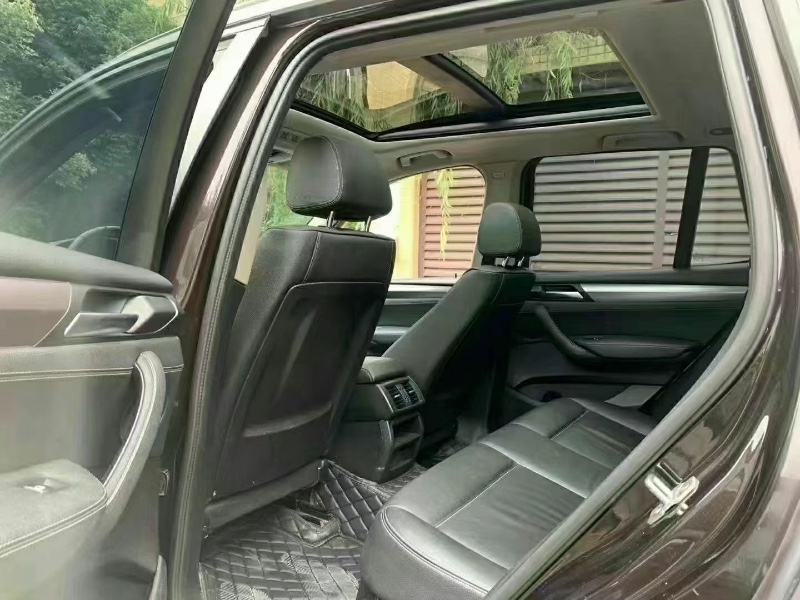 成都15年宝马X34