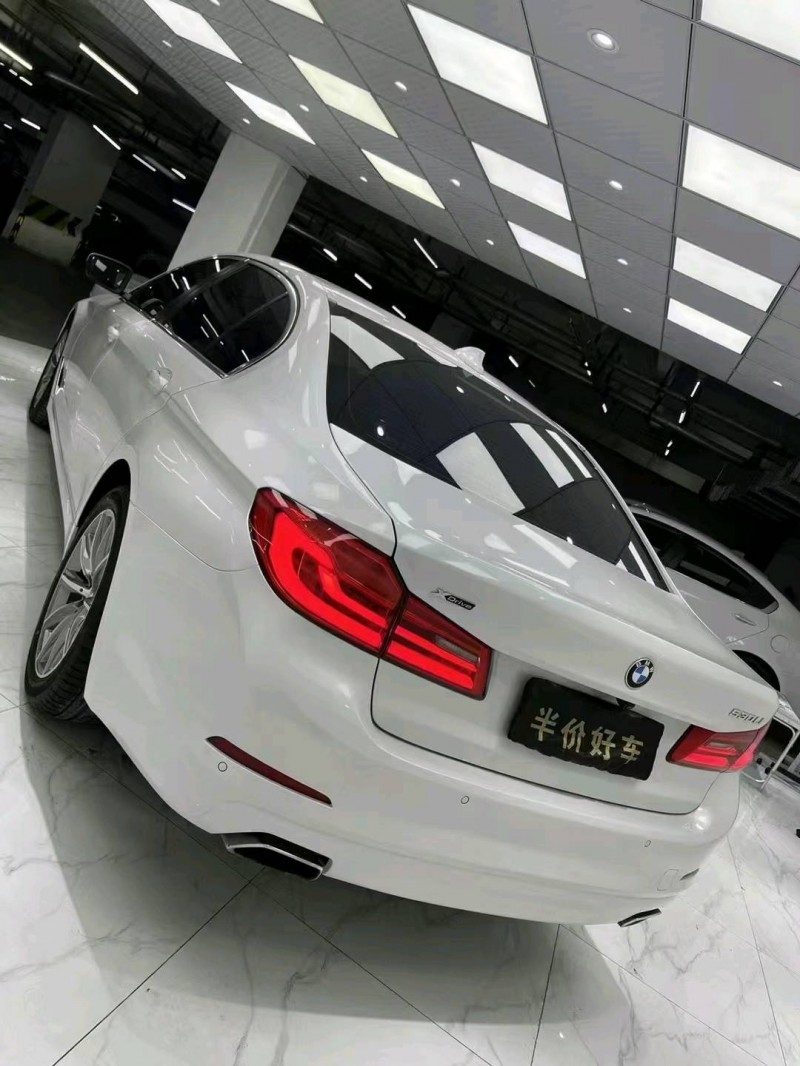 成都18年宝马5系4