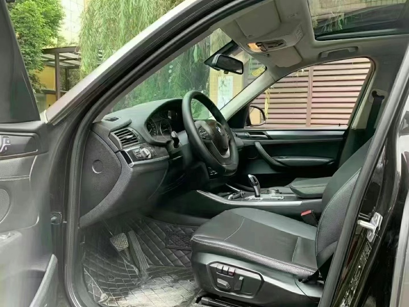 成都15年宝马X31