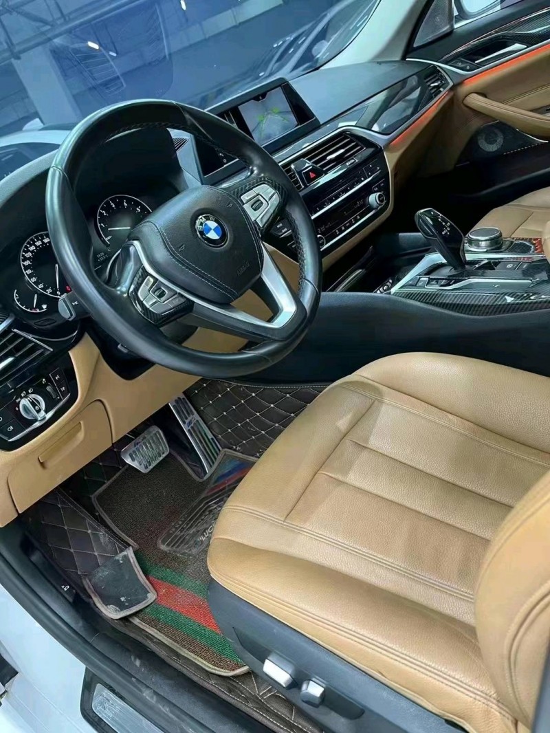 成都18年宝马5系6