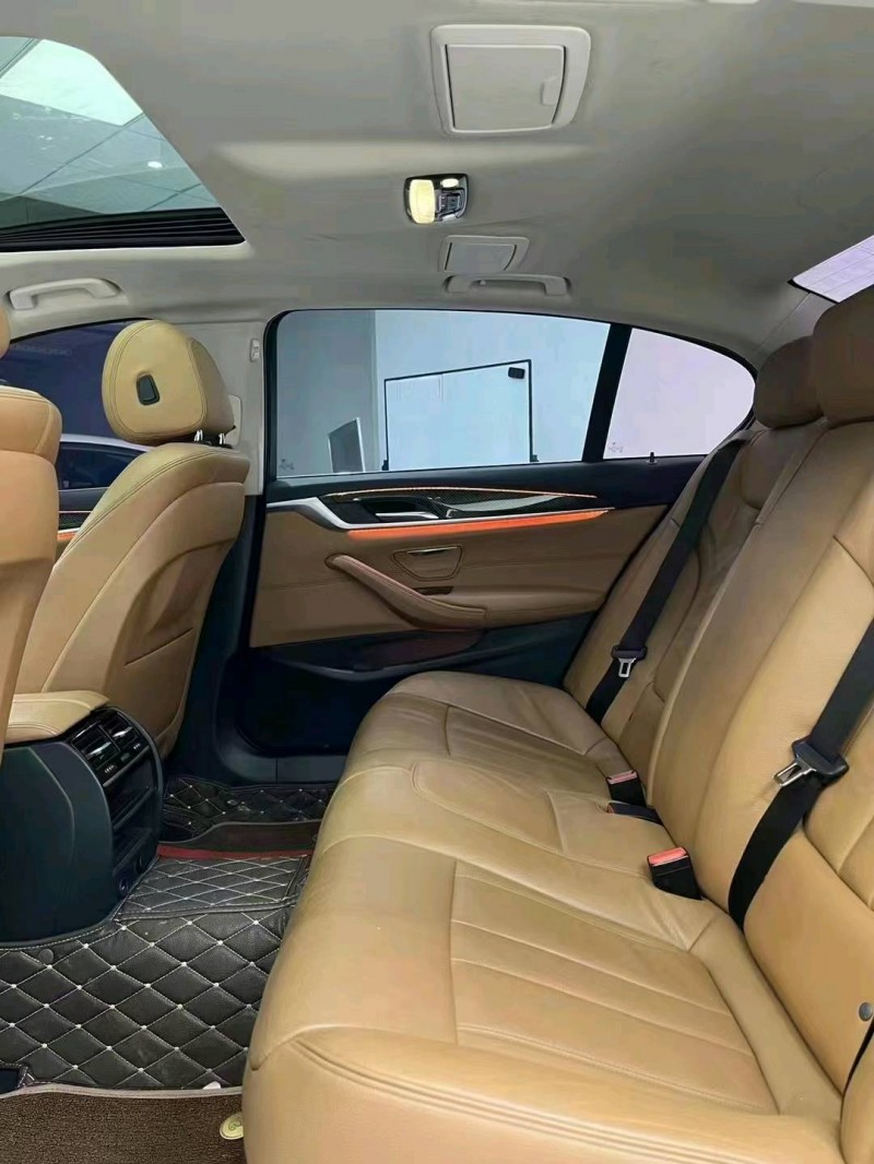 成都18年宝马5系7