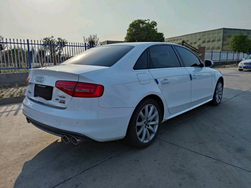 徐州16年奥迪A4L6