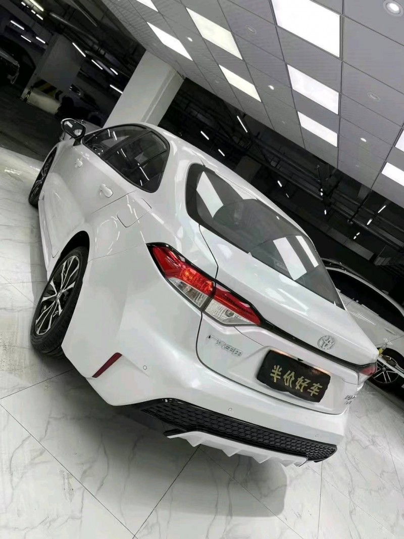 成都21年丰田雷凌4