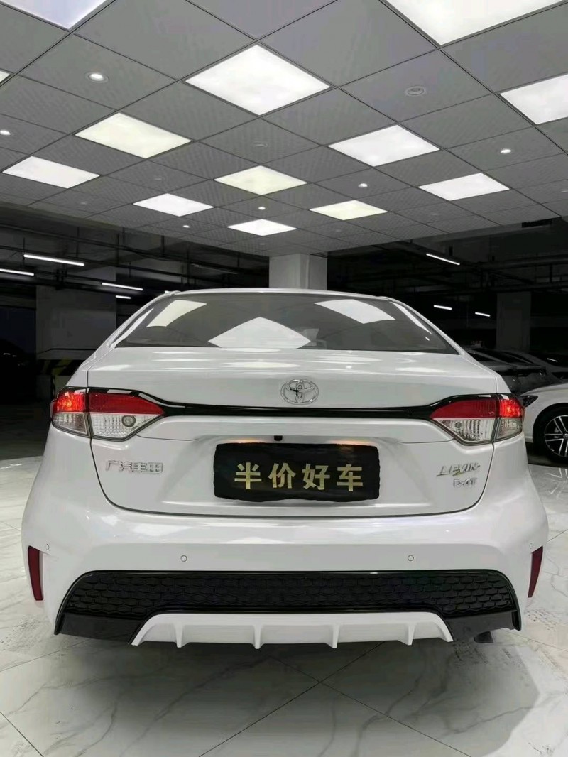 成都21年丰田雷凌5