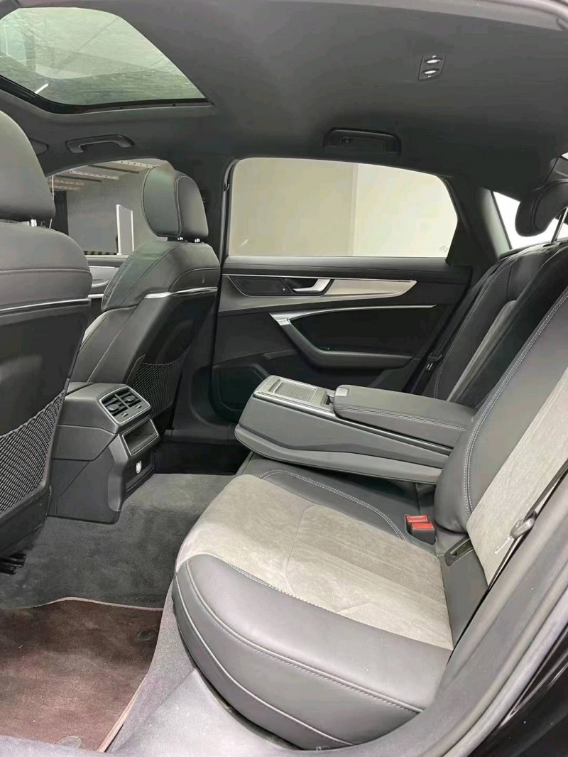 成都19年奥迪A6L7