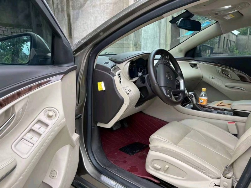 东营15年别克君越5