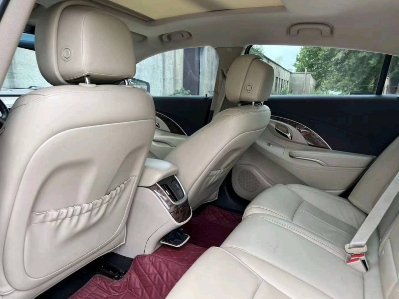 东营15年别克君越6