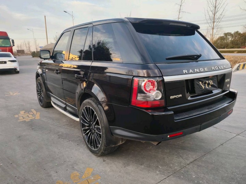 徐州12年路虎揽胜运动5