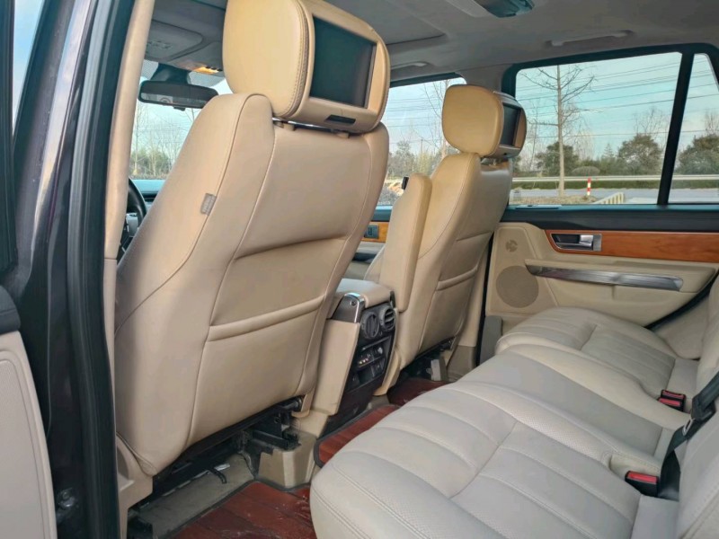 徐州12年路虎揽胜运动7