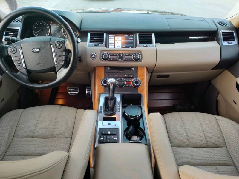 徐州12年路虎揽胜运动8