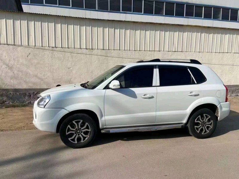 潍坊15年现代途胜6